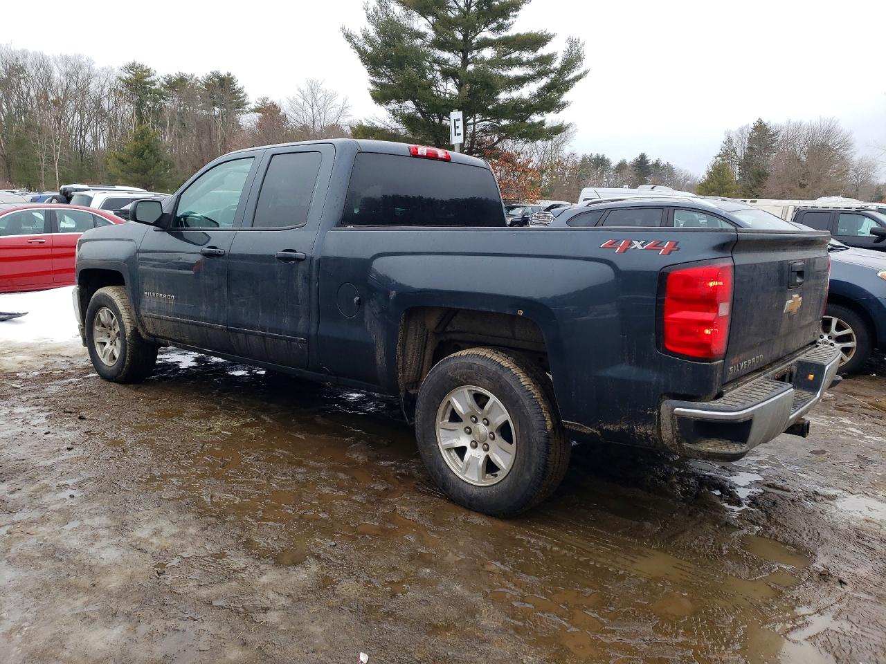 2018 CHEVROLET SILVERADO K1500 LT photo 4