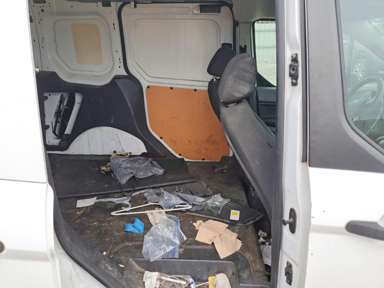 2015 FORD TRANSIT CONNECT photo 11