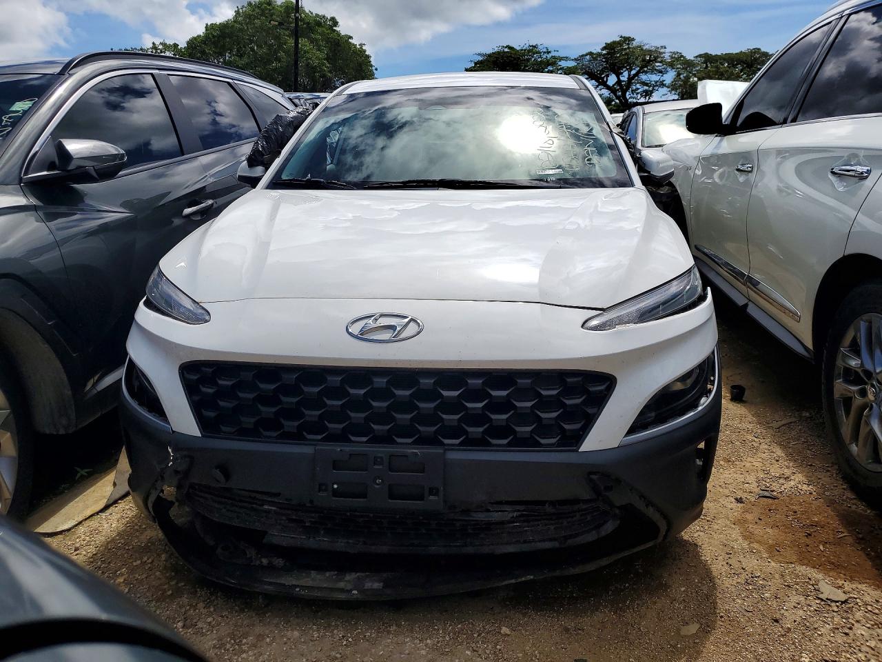 2022 HYUNDAI KONA SE photo 9