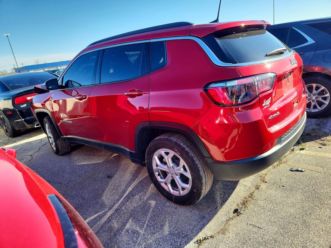 2024 JEEP COMPASS LATITUDE photo 2