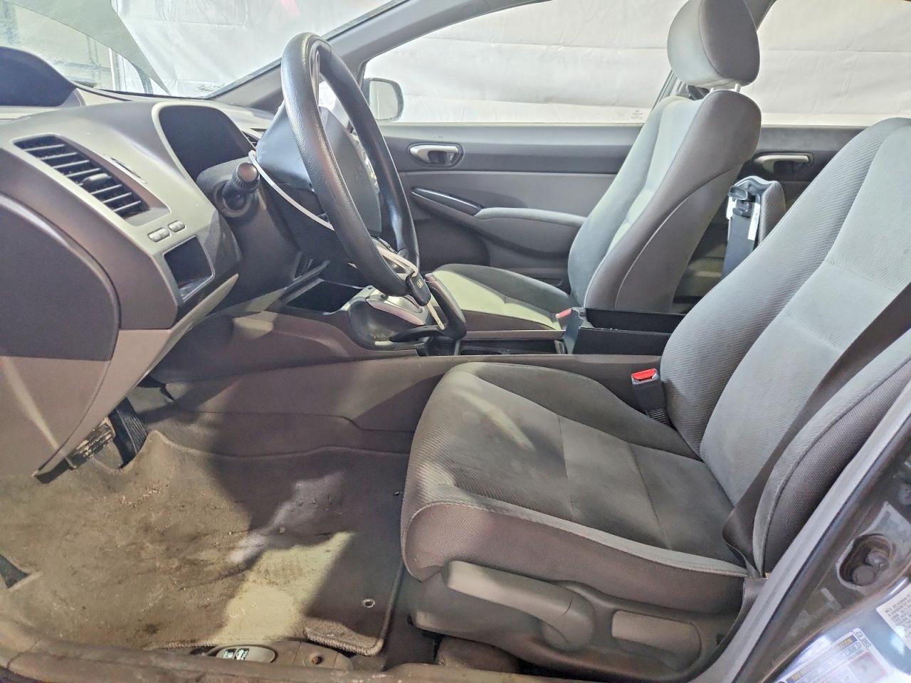 2010 HONDA CIVIC LX photo 7