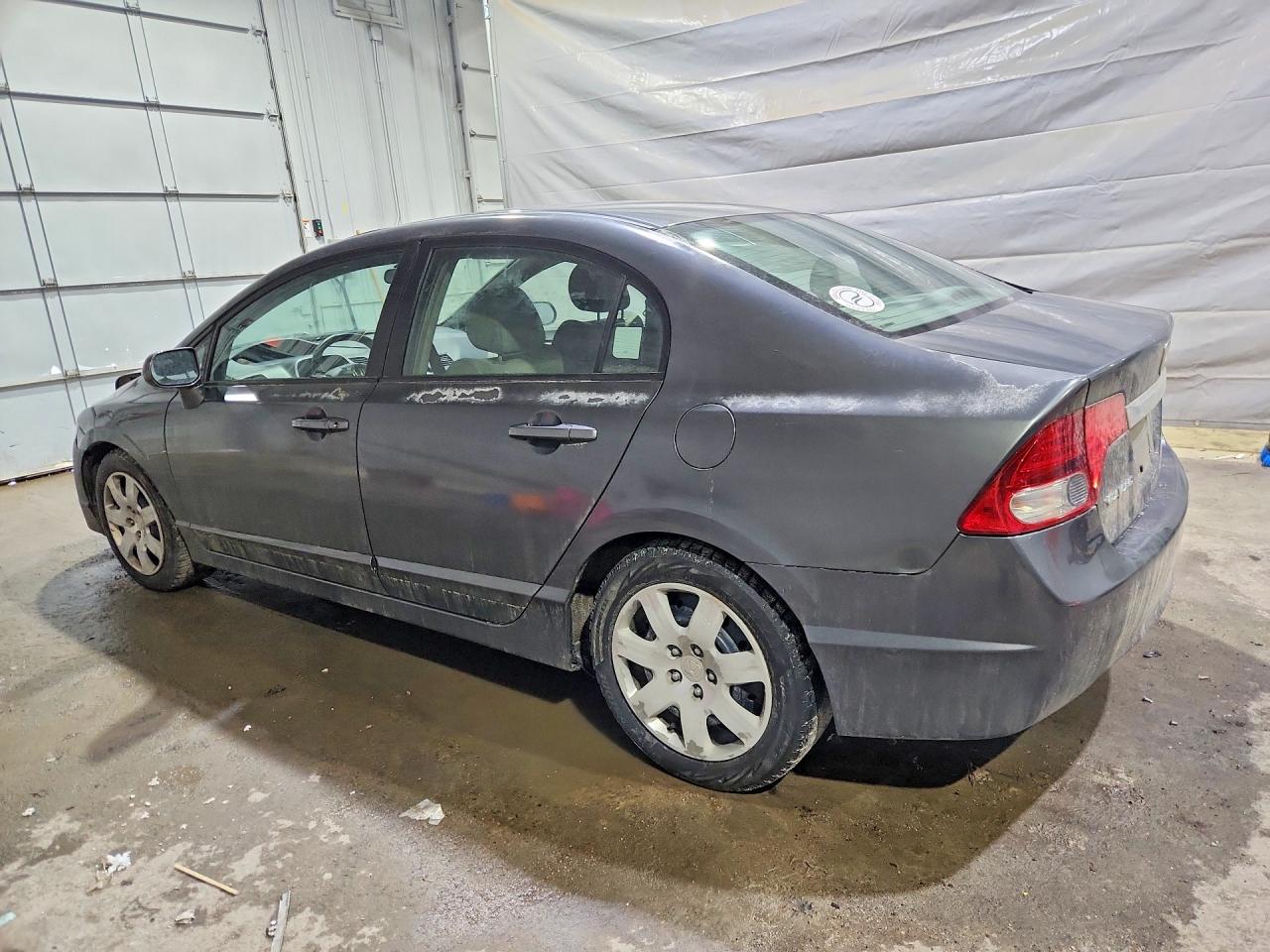 2010 HONDA CIVIC LX photo 2