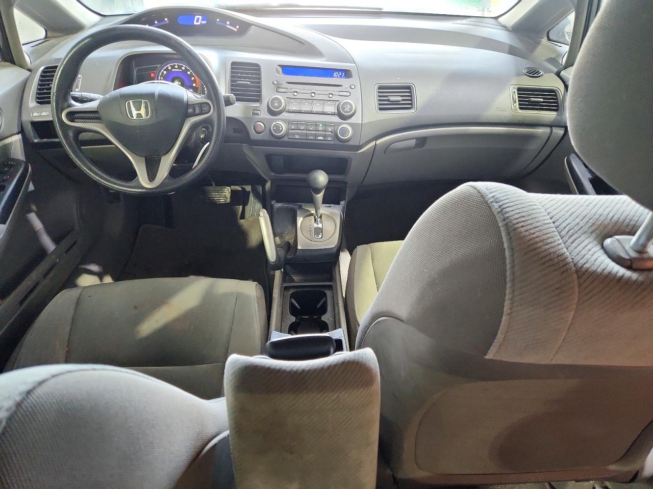 2010 HONDA CIVIC LX photo 8
