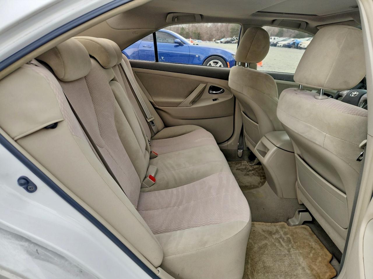 2010 TOYOTA CAMRY LE V6 photo 10
