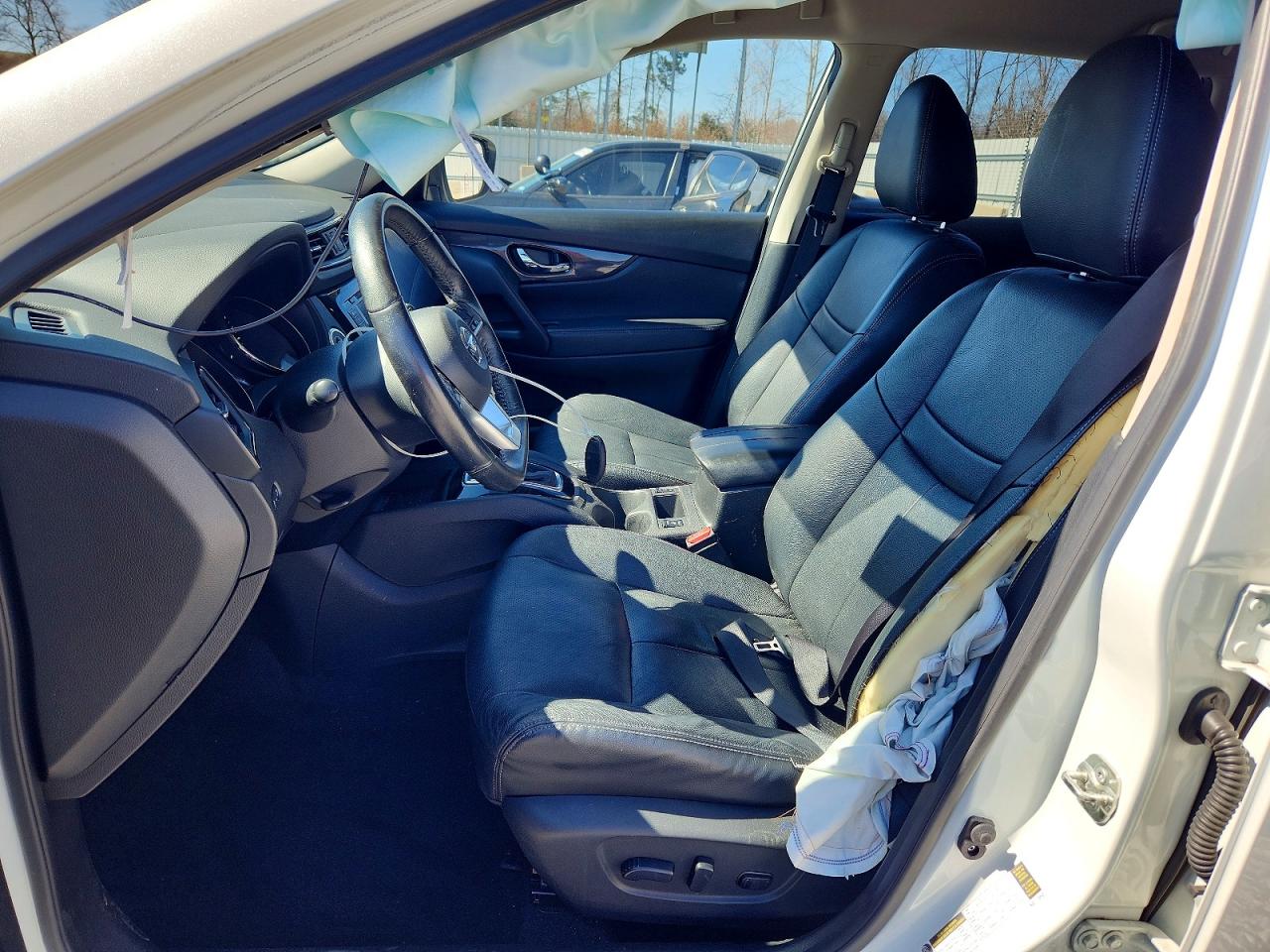 2020 NISSAN ROGUE SV photo 7