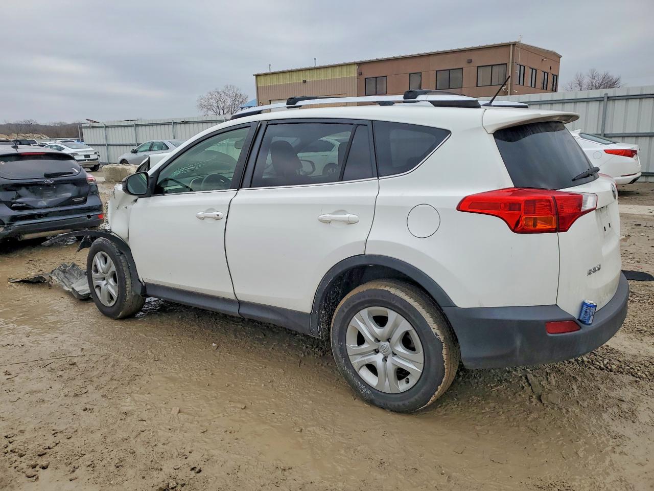 2014 TOYOTA RAV4 LE photo 2