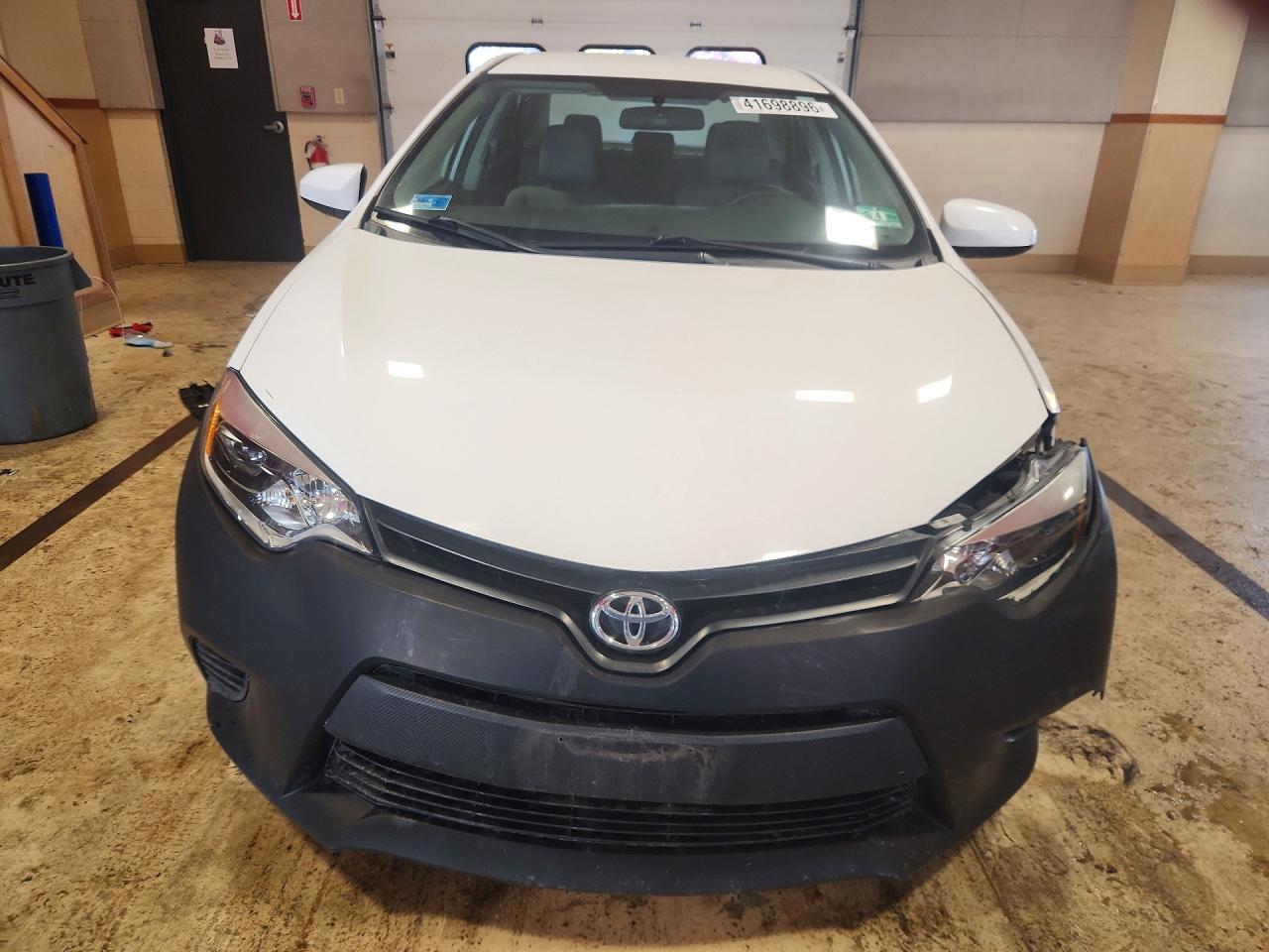 2014 TOYOTA COROLLA LE photo 5