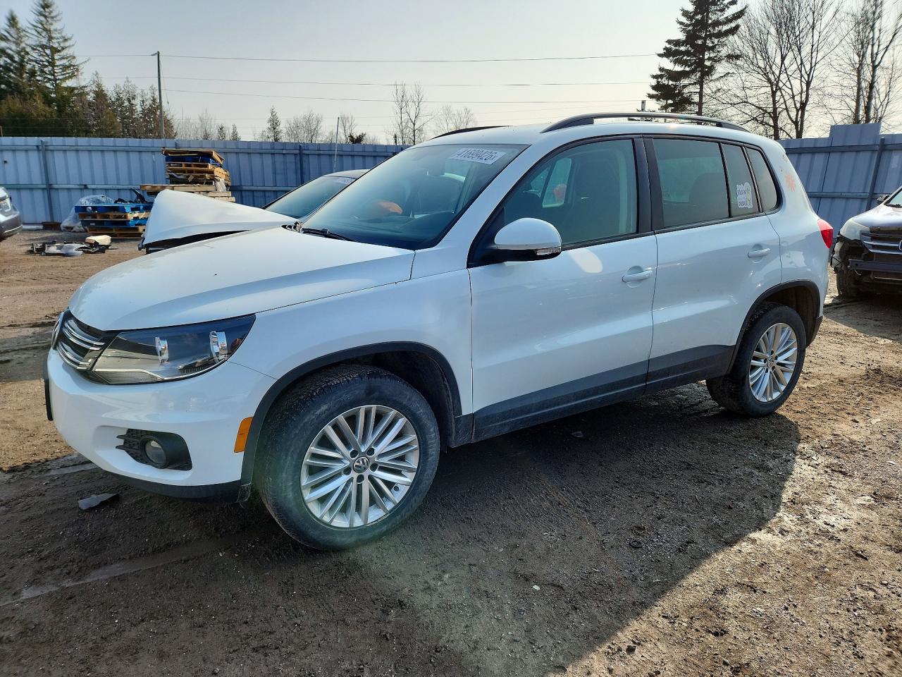 2016 VOLKSWAGEN TIGUAN