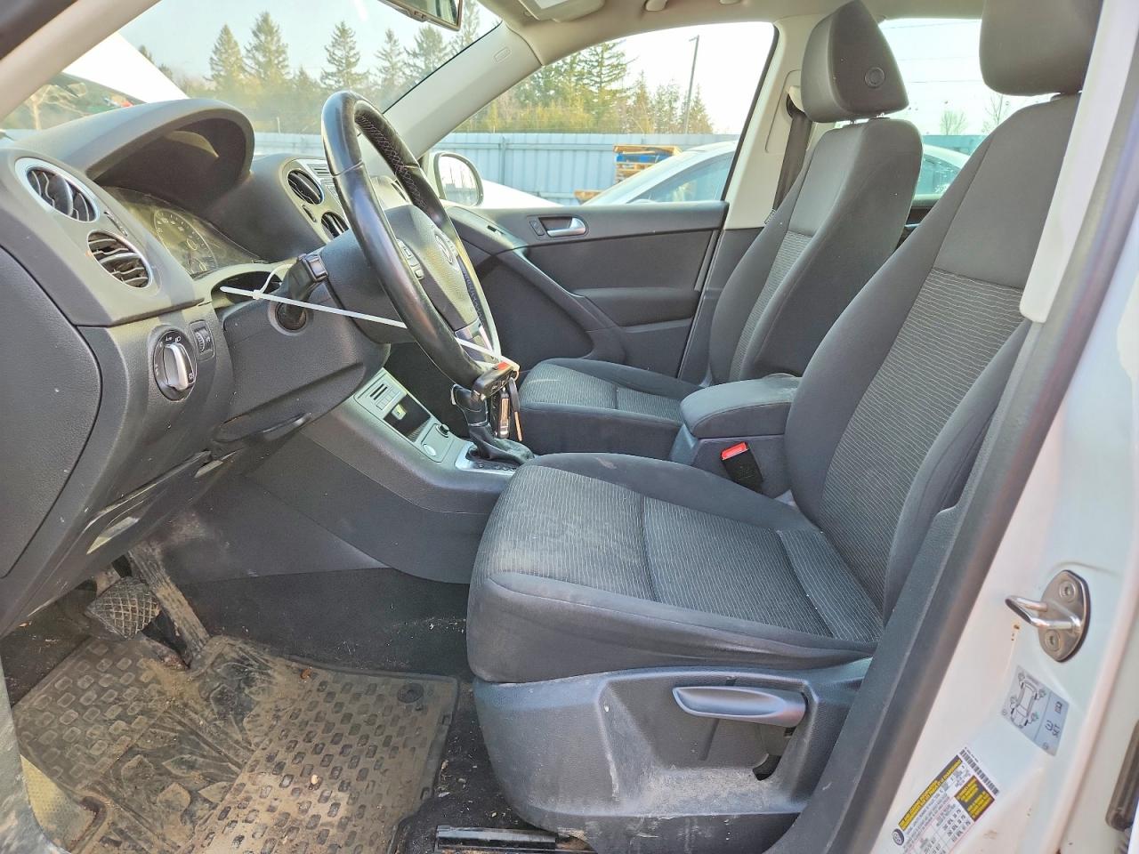 2016 VOLKSWAGEN TIGUAN COMFORTLINE photo 13