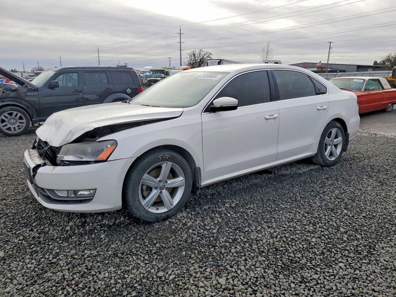 2015 VOLKSWAGEN PASSAT