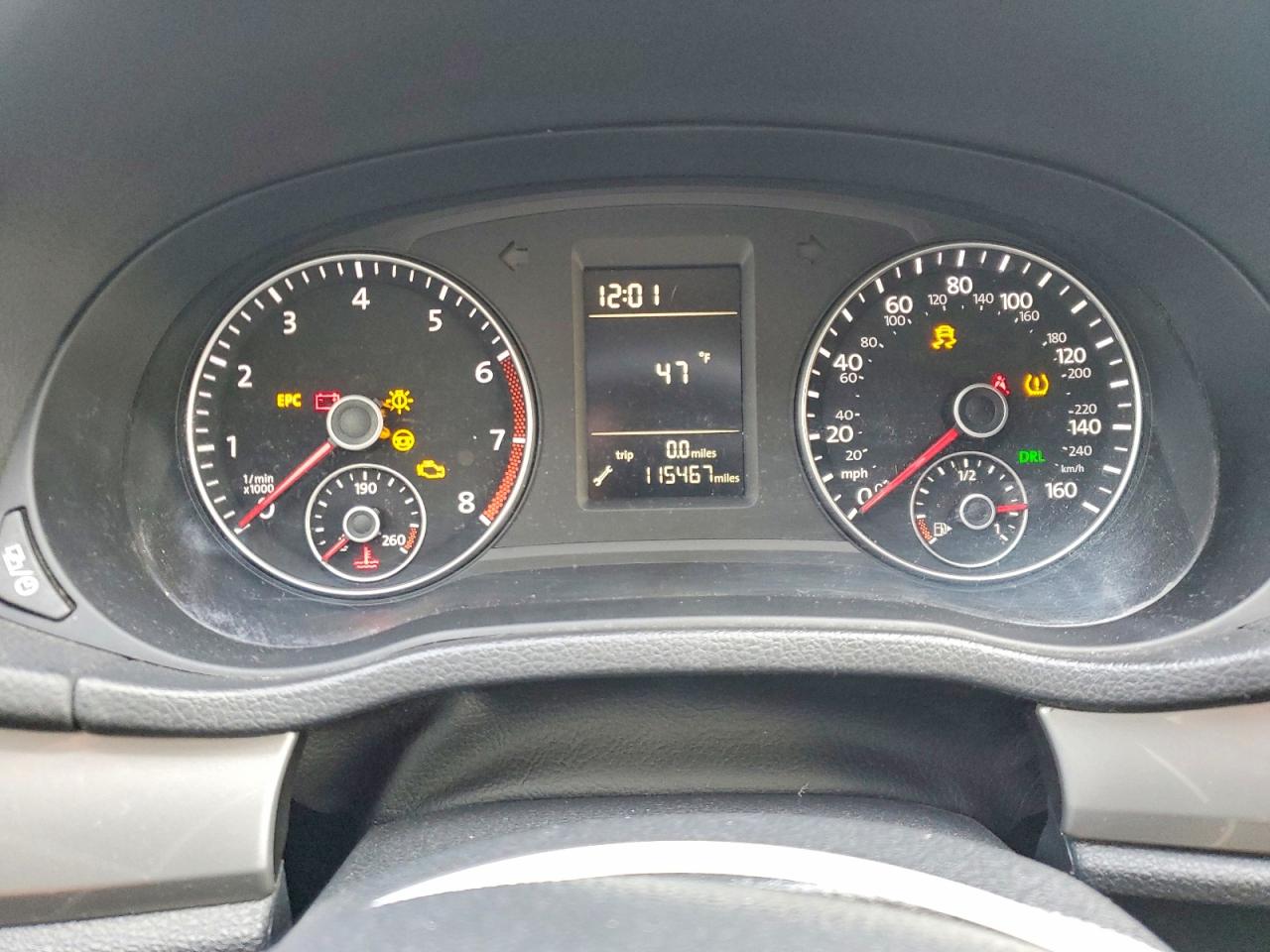 2015 VOLKSWAGEN PASSAT S photo 17