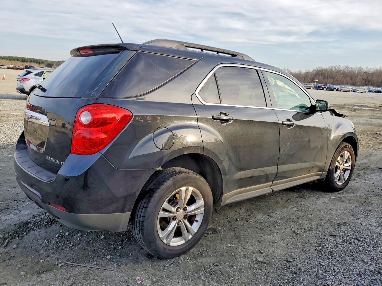 2014 CHEVROLET EQUINOX LT photo 3
