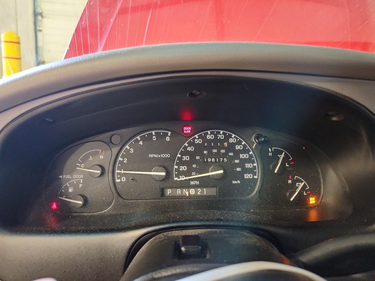 2000 FORD EXPLORER XLT photo 9