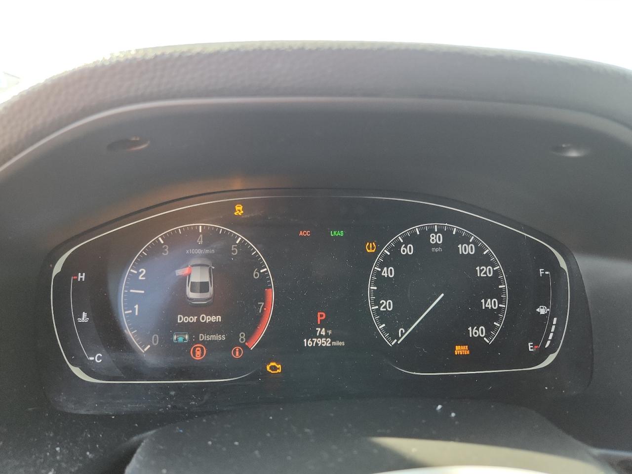 2018 HONDA ACCORD LX photo 17