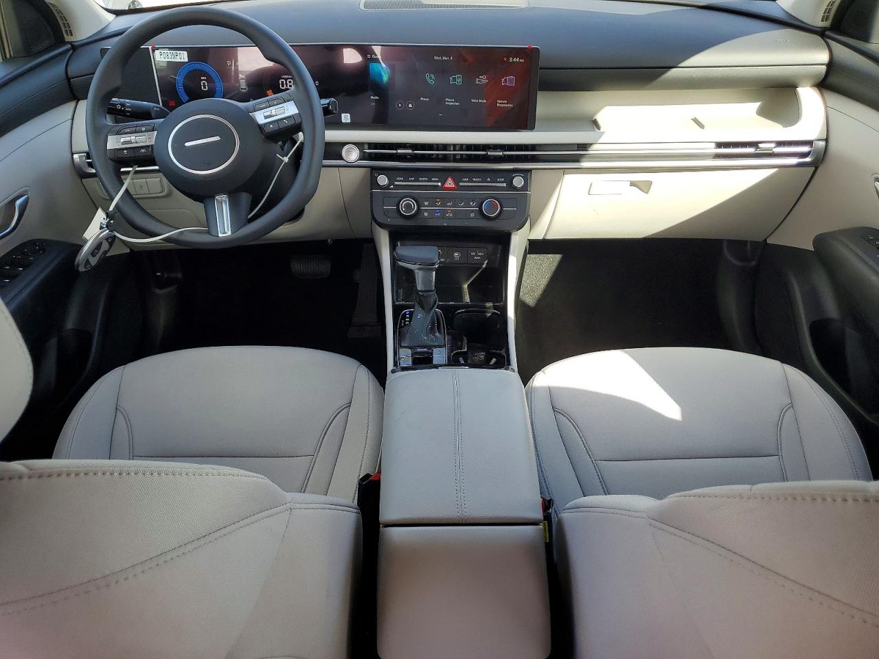 2026 HYUNDAI TUCSON SE photo 8