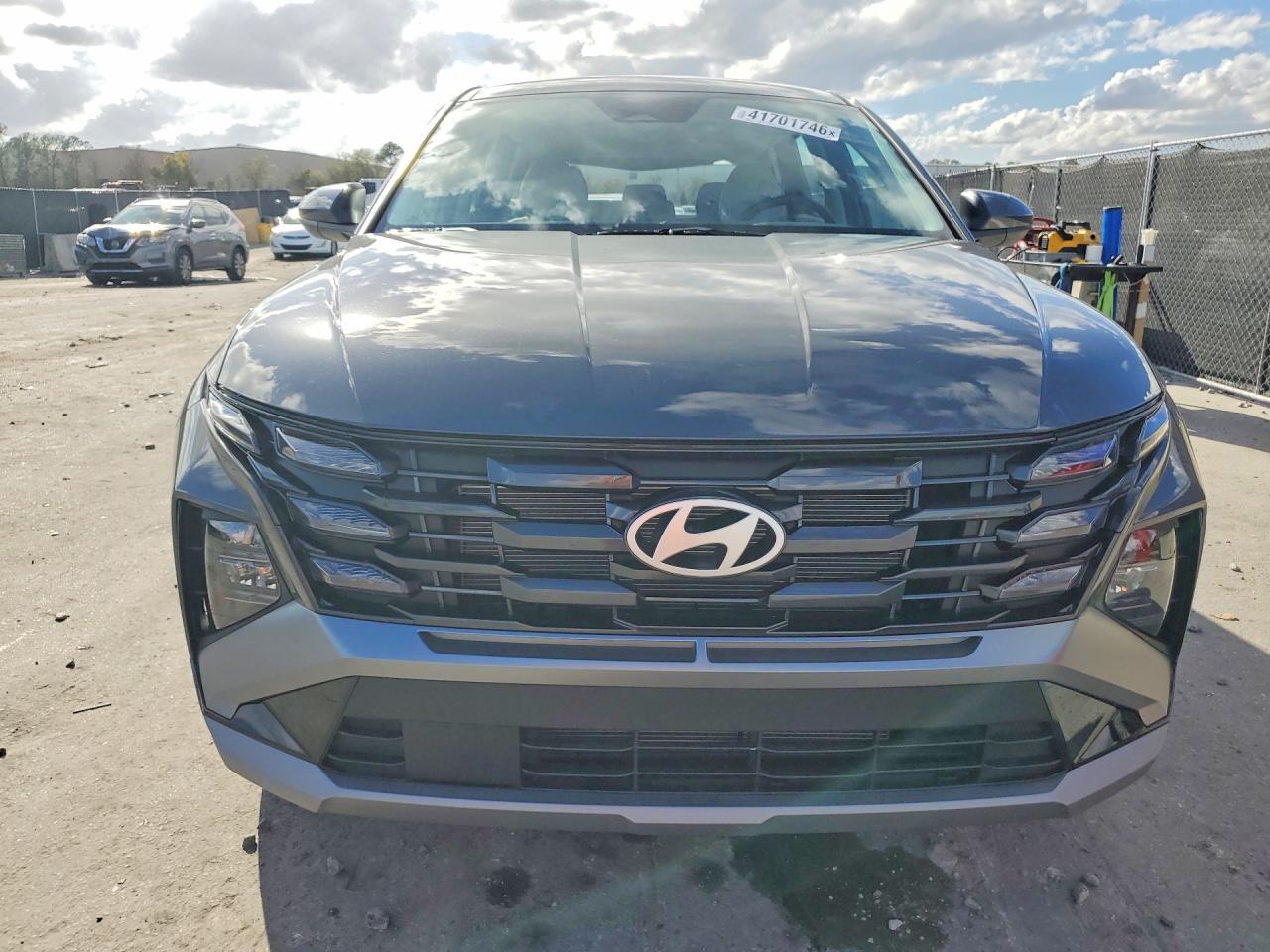 2026 HYUNDAI TUCSON SE photo 5