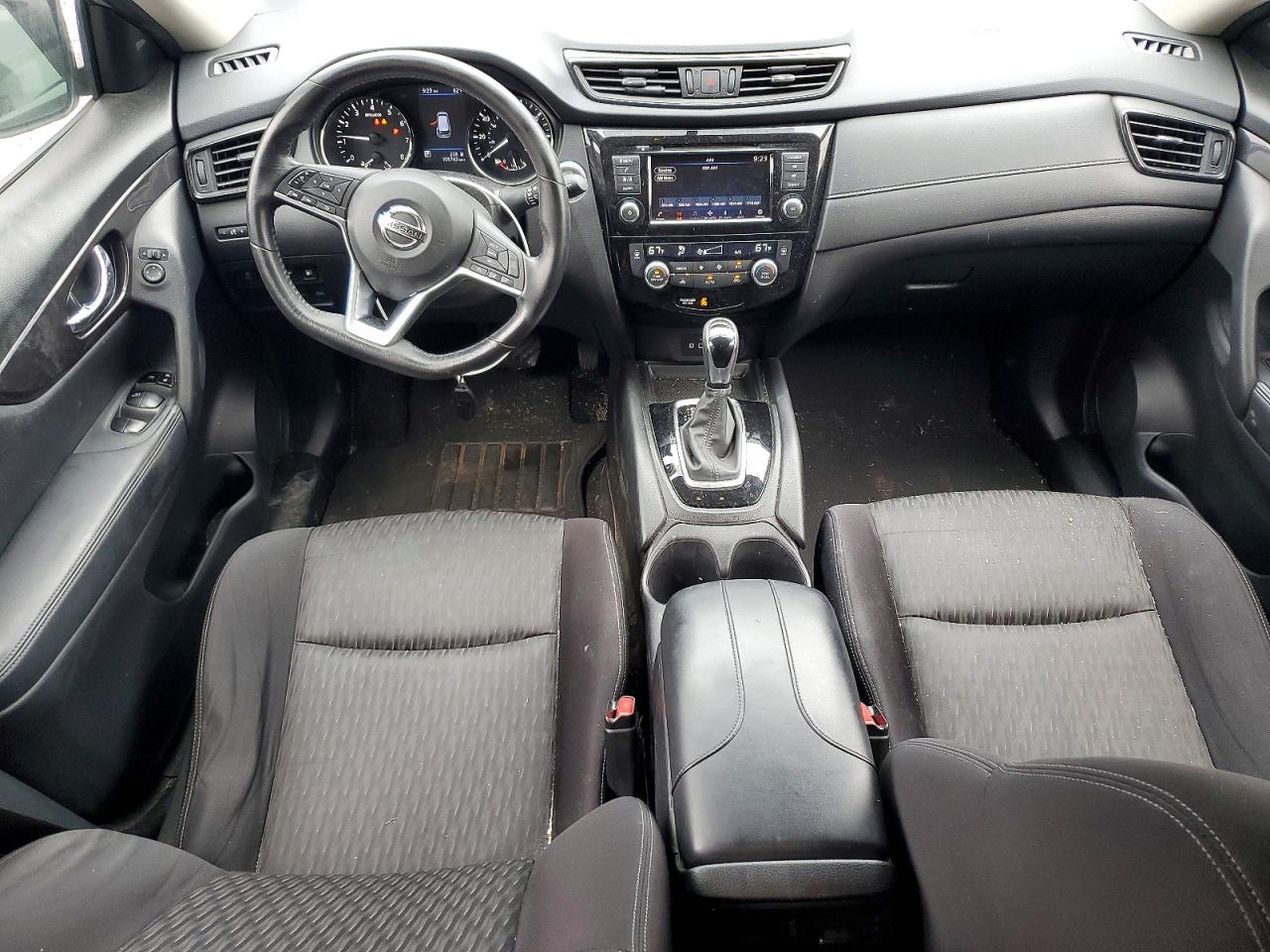 2018 NISSAN ROGUE SV photo 8
