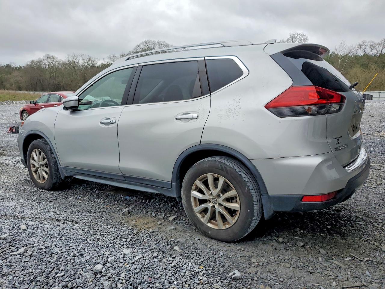 2018 NISSAN ROGUE SV photo 2
