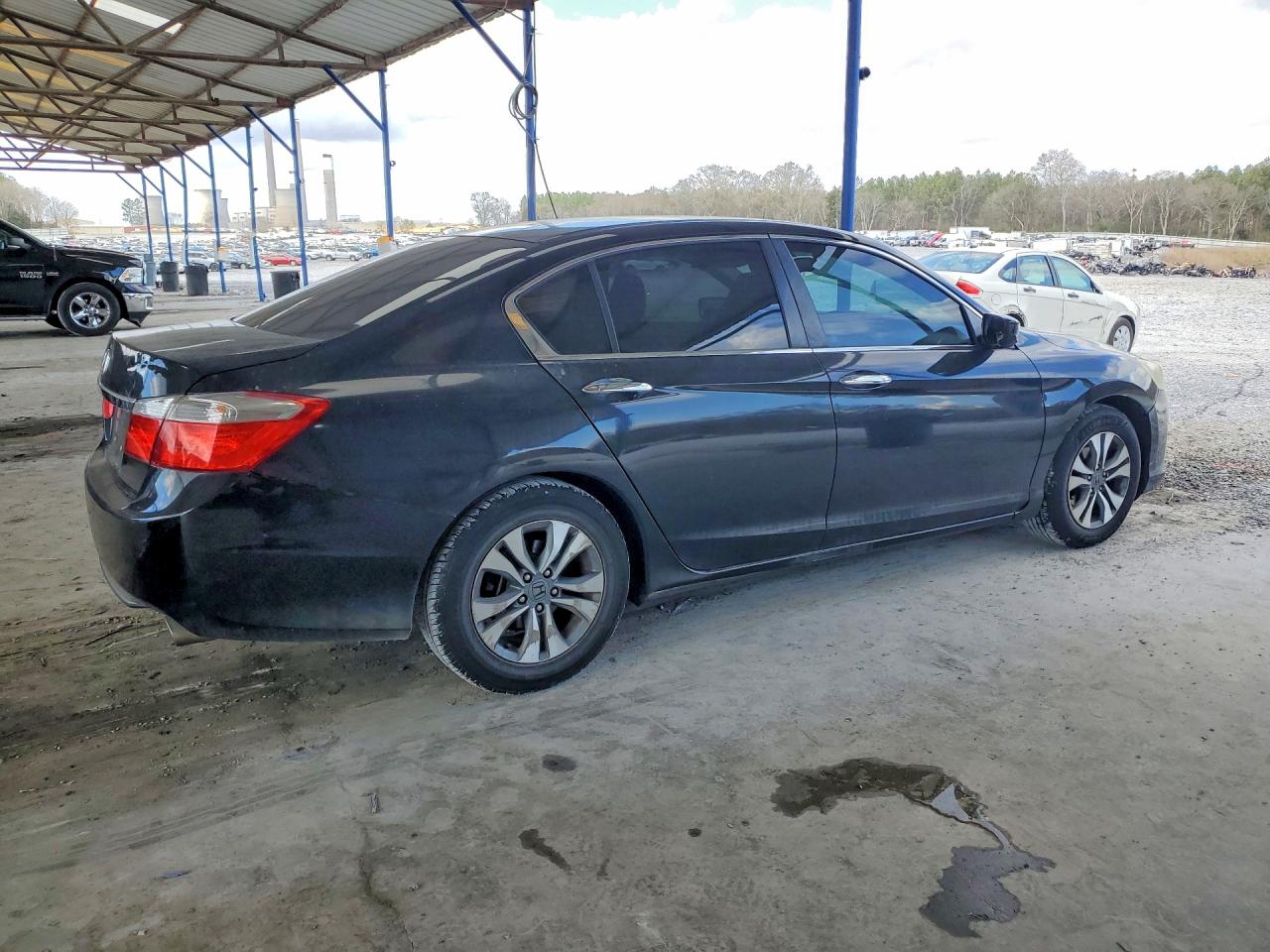 2015 HONDA ACCORD LX photo 3
