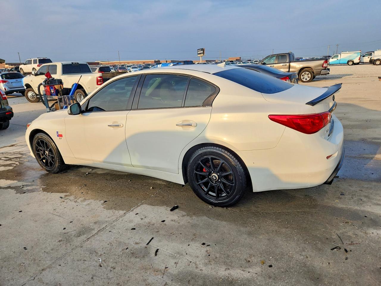 2015 INFINITI Q50 PREMIUM photo 2