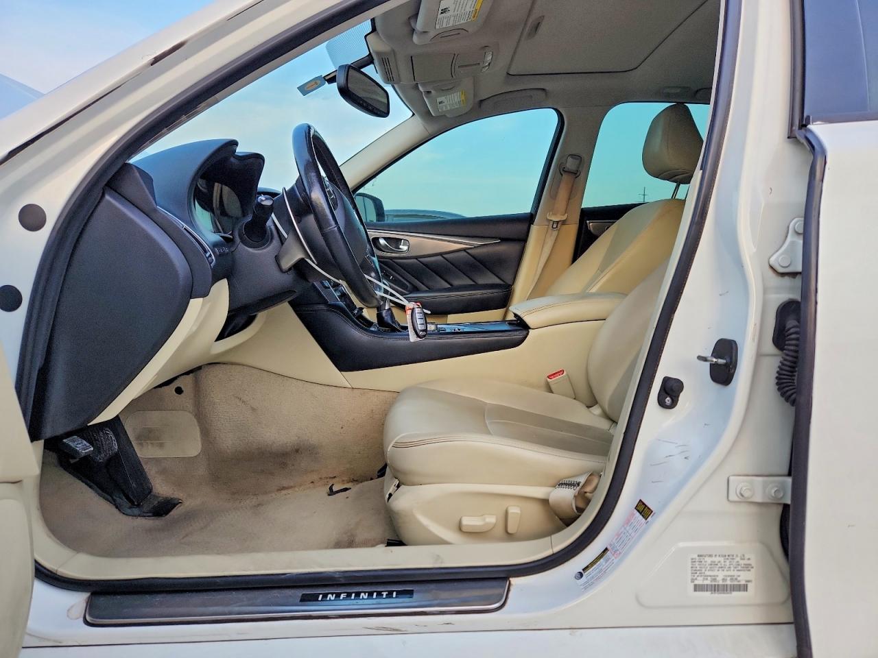 2015 INFINITI Q50 PREMIUM photo 7