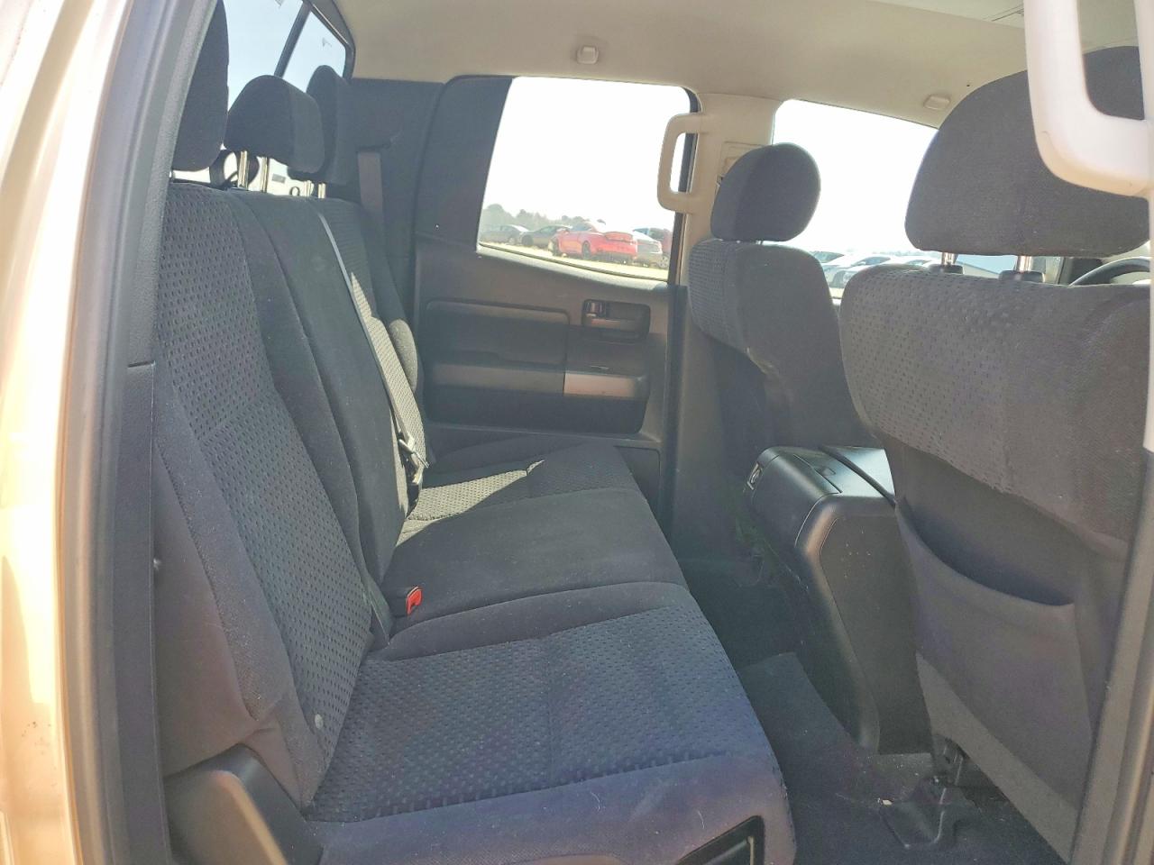 2010 TOYOTA TUNDRA GRADE photo 10