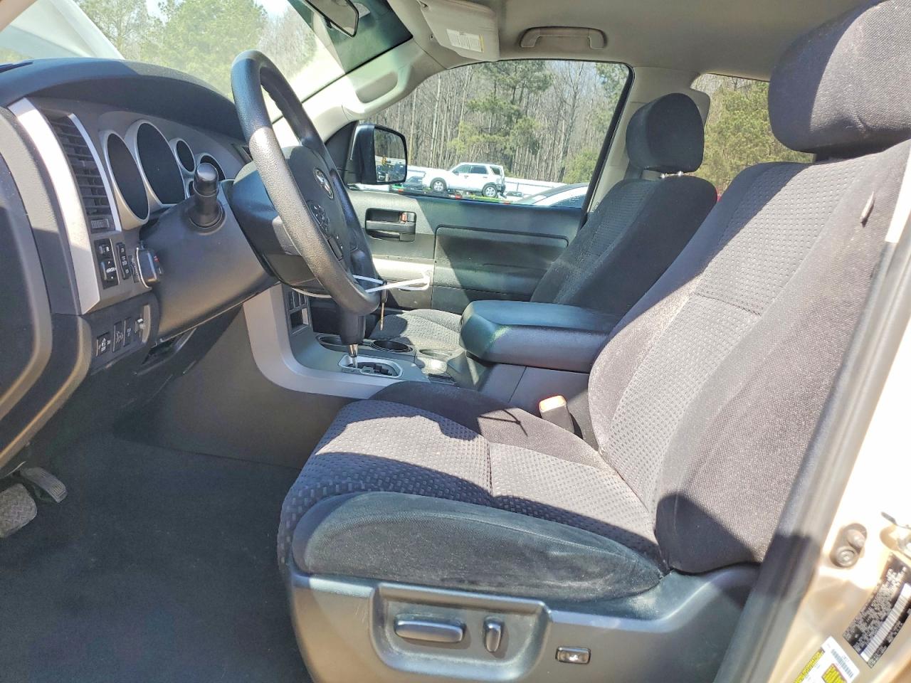2010 TOYOTA TUNDRA GRADE photo 7