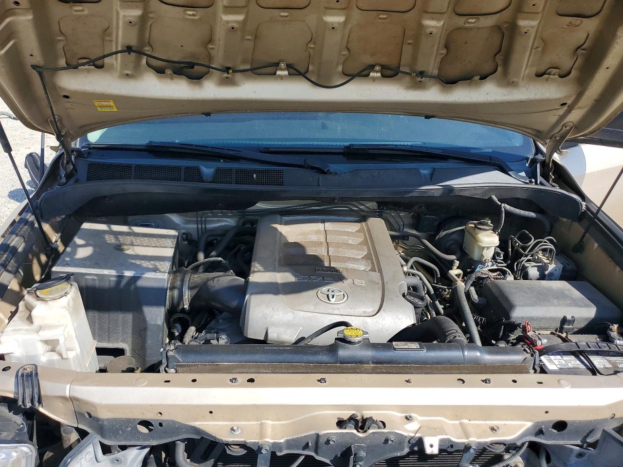 2010 TOYOTA TUNDRA GRADE photo 11