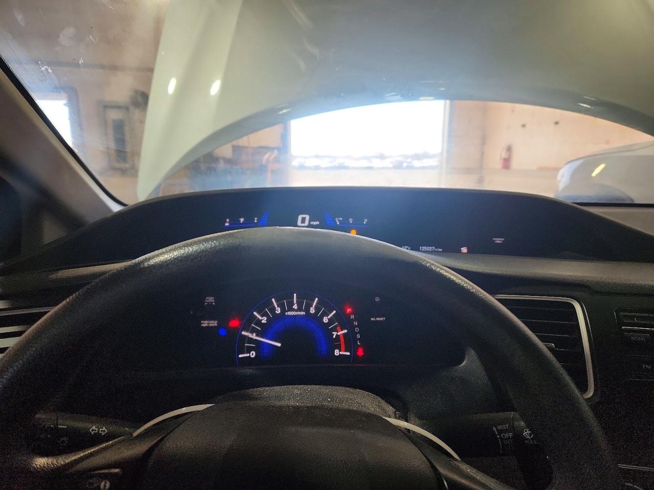 2014 HONDA CIVIC LX photo 25