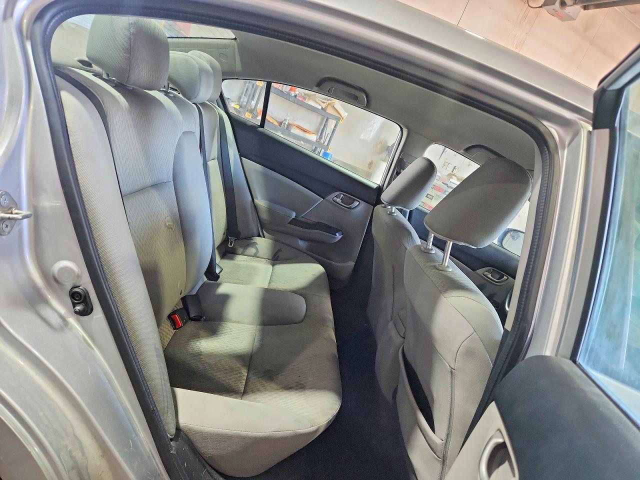 2014 HONDA CIVIC LX photo 28