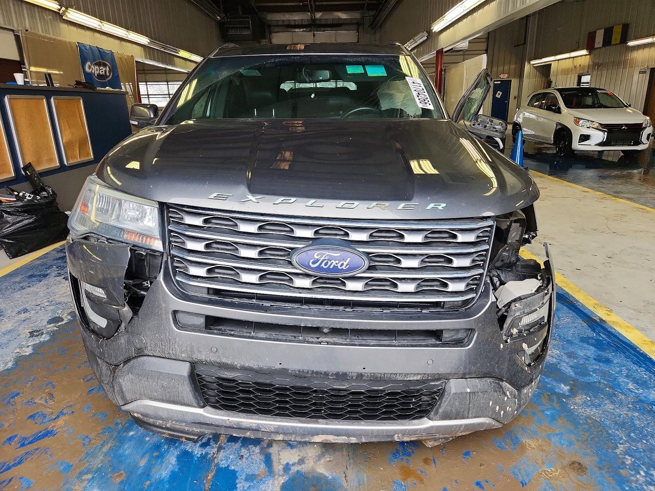 2017 FORD EXPLORER LIMITED photo 9