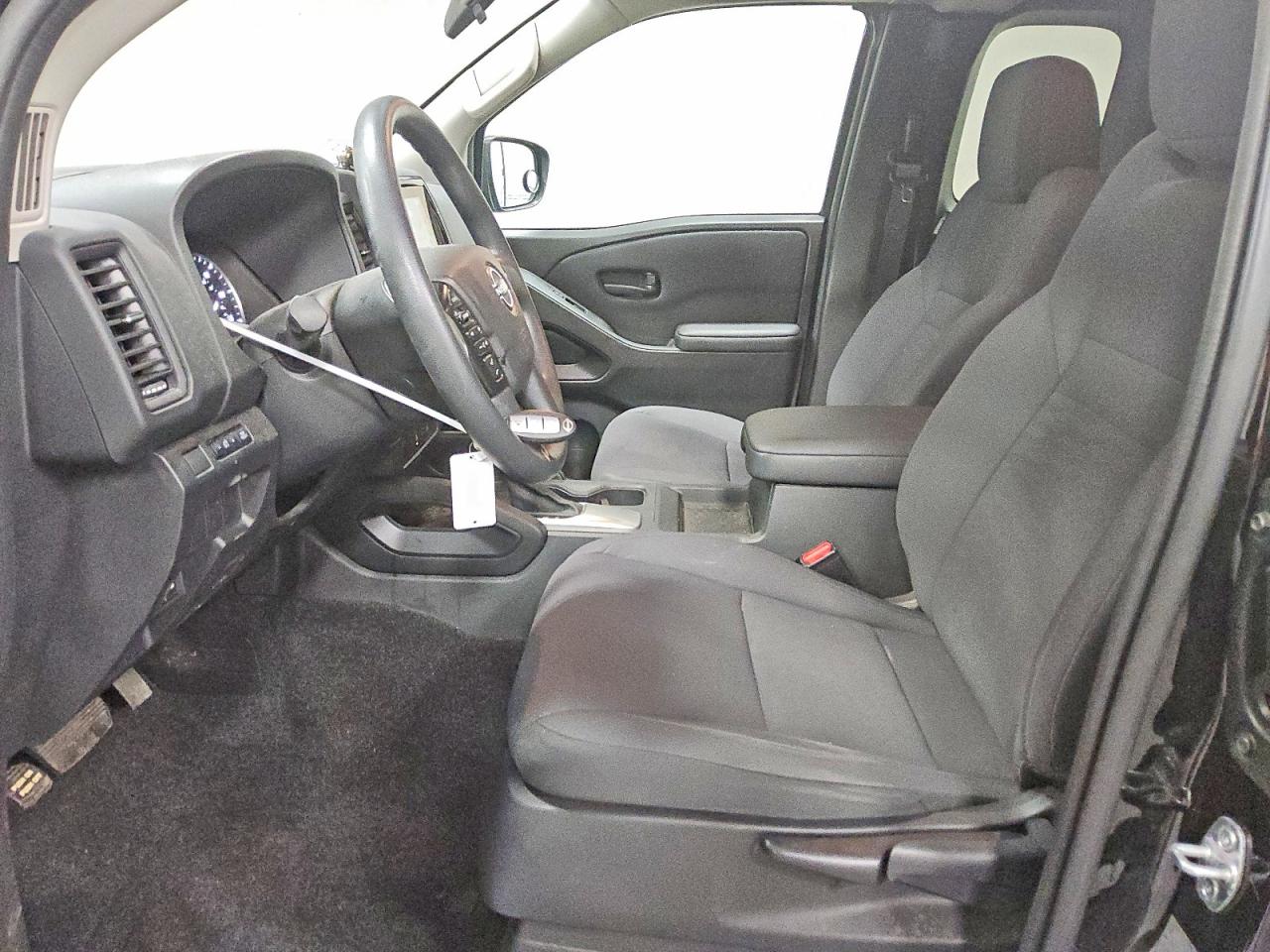 2024 NISSAN FRONTIER S photo 7