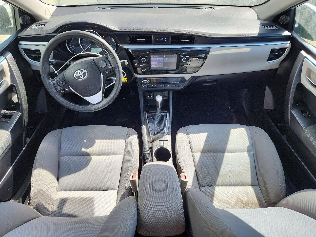 2016 TOYOTA COROLLA LE photo 16