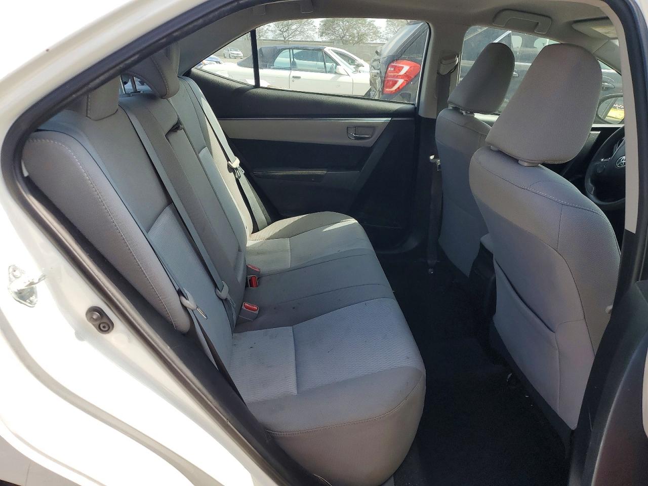 2016 TOYOTA COROLLA LE photo 19