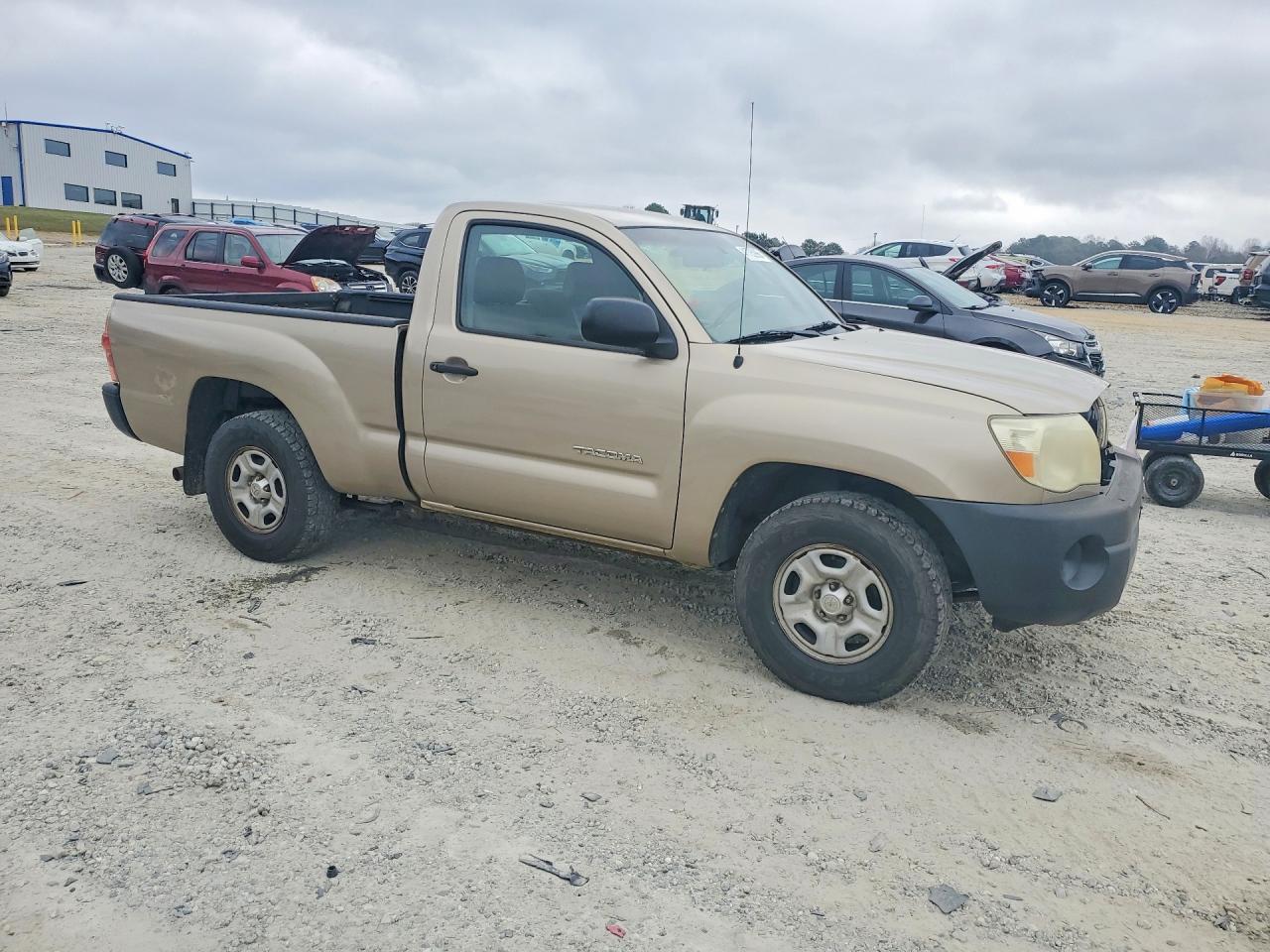 2005 TOYOTA TACOMA BASE photo 4