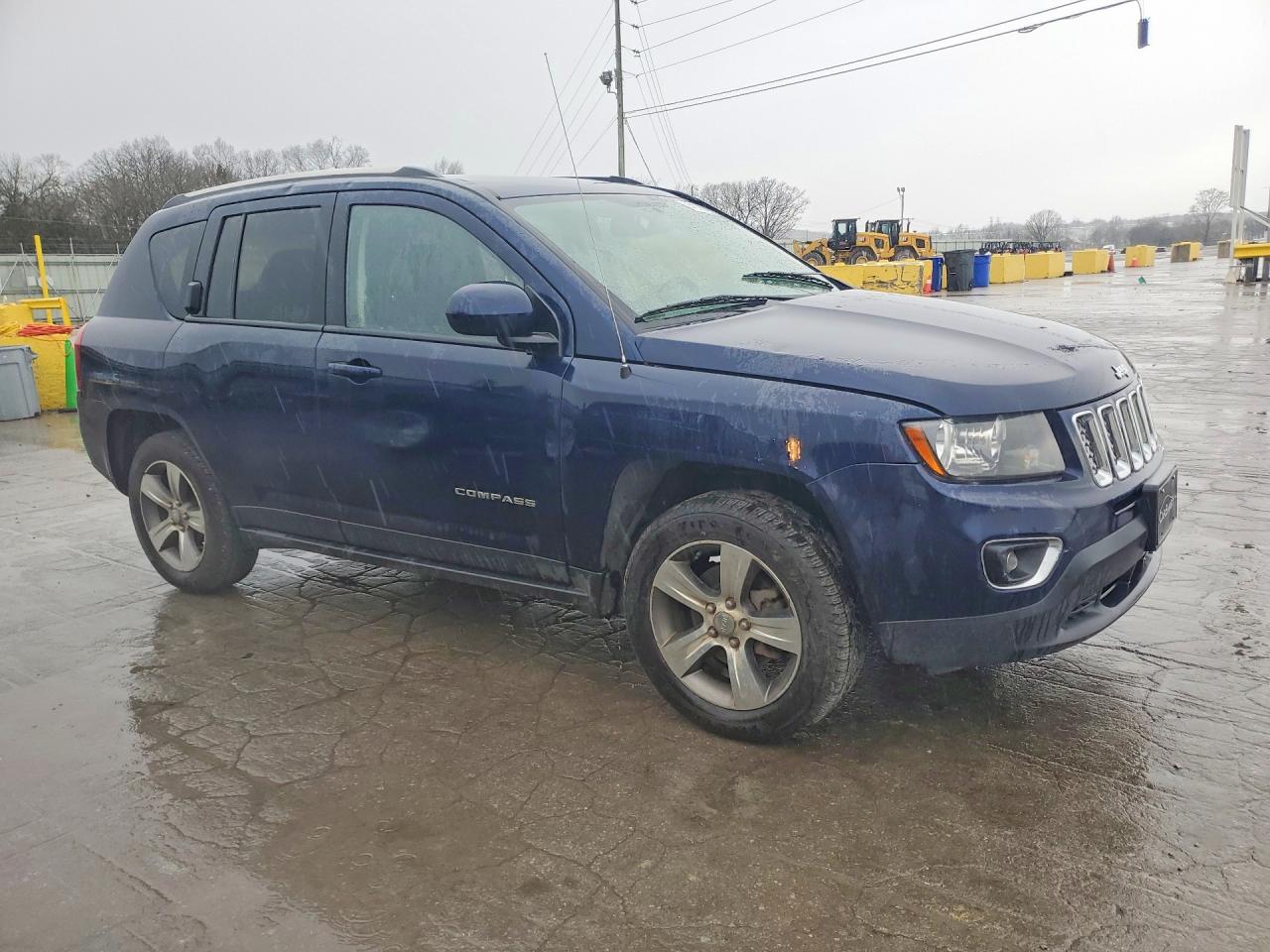 2017 JEEP COMPASS LATITUDE photo 4
