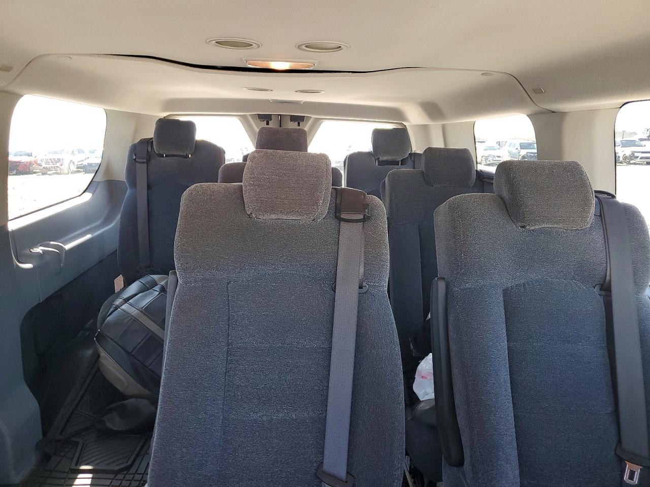 2017 FORD TRANSIT T-150 photo 19