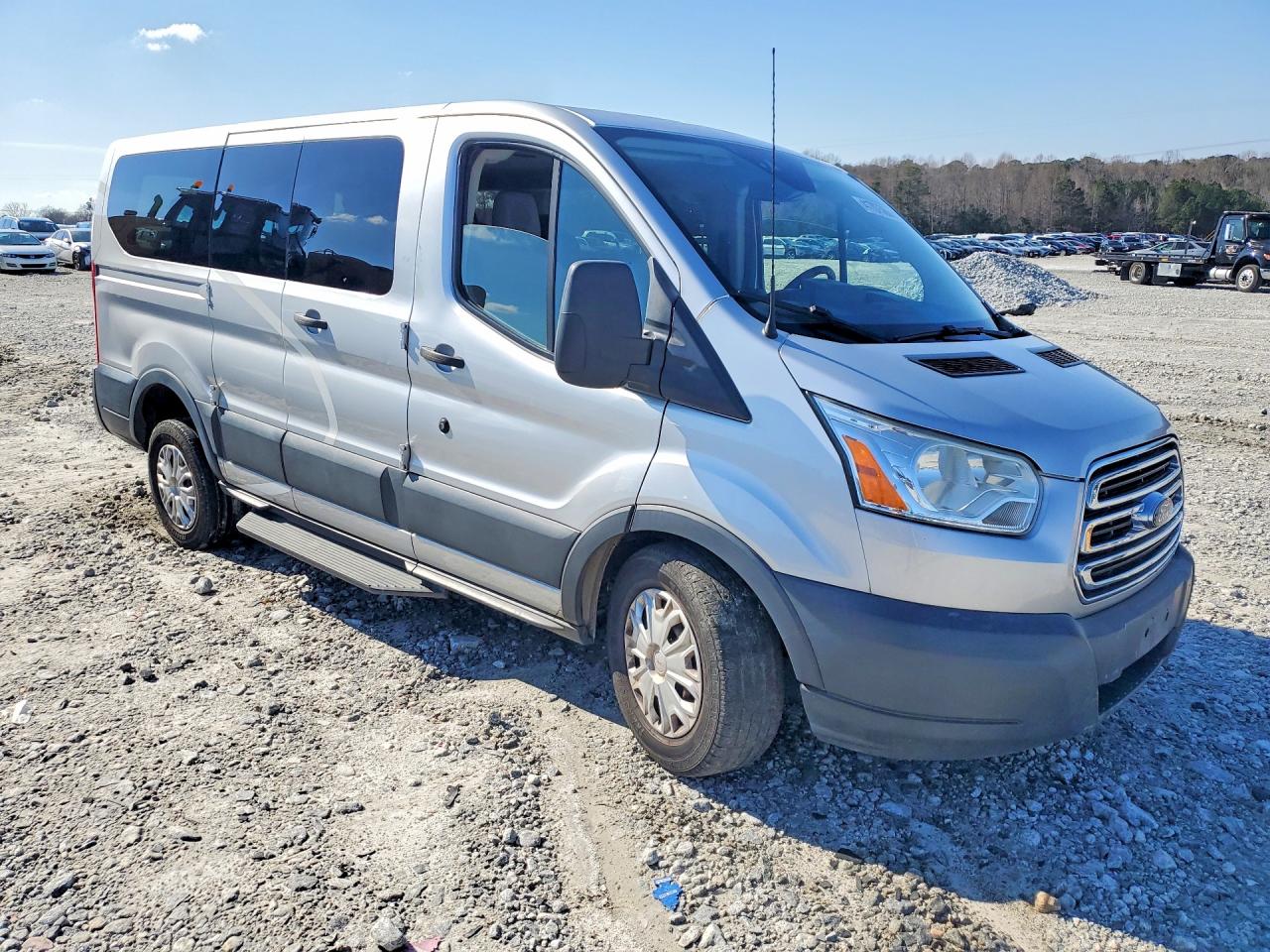 2017 FORD TRANSIT T-150 photo 7