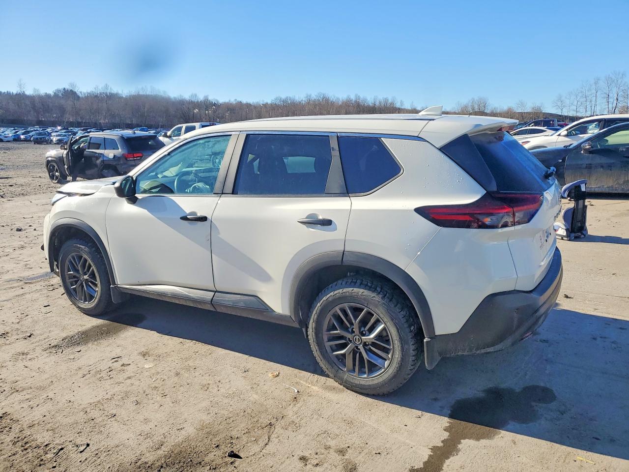 2021 NISSAN ROGUE S photo 3