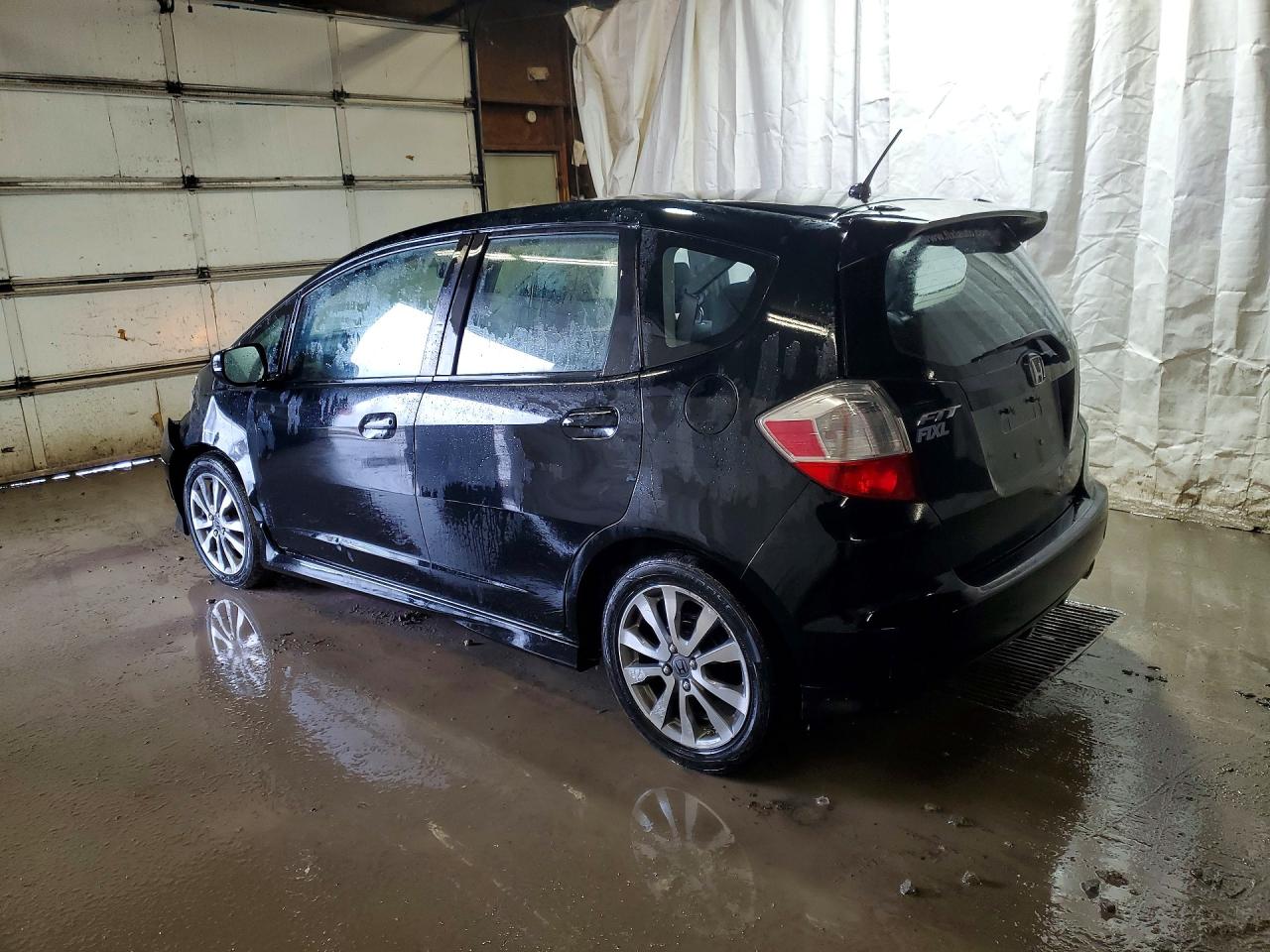2013 HONDA FIT SPORT photo 3