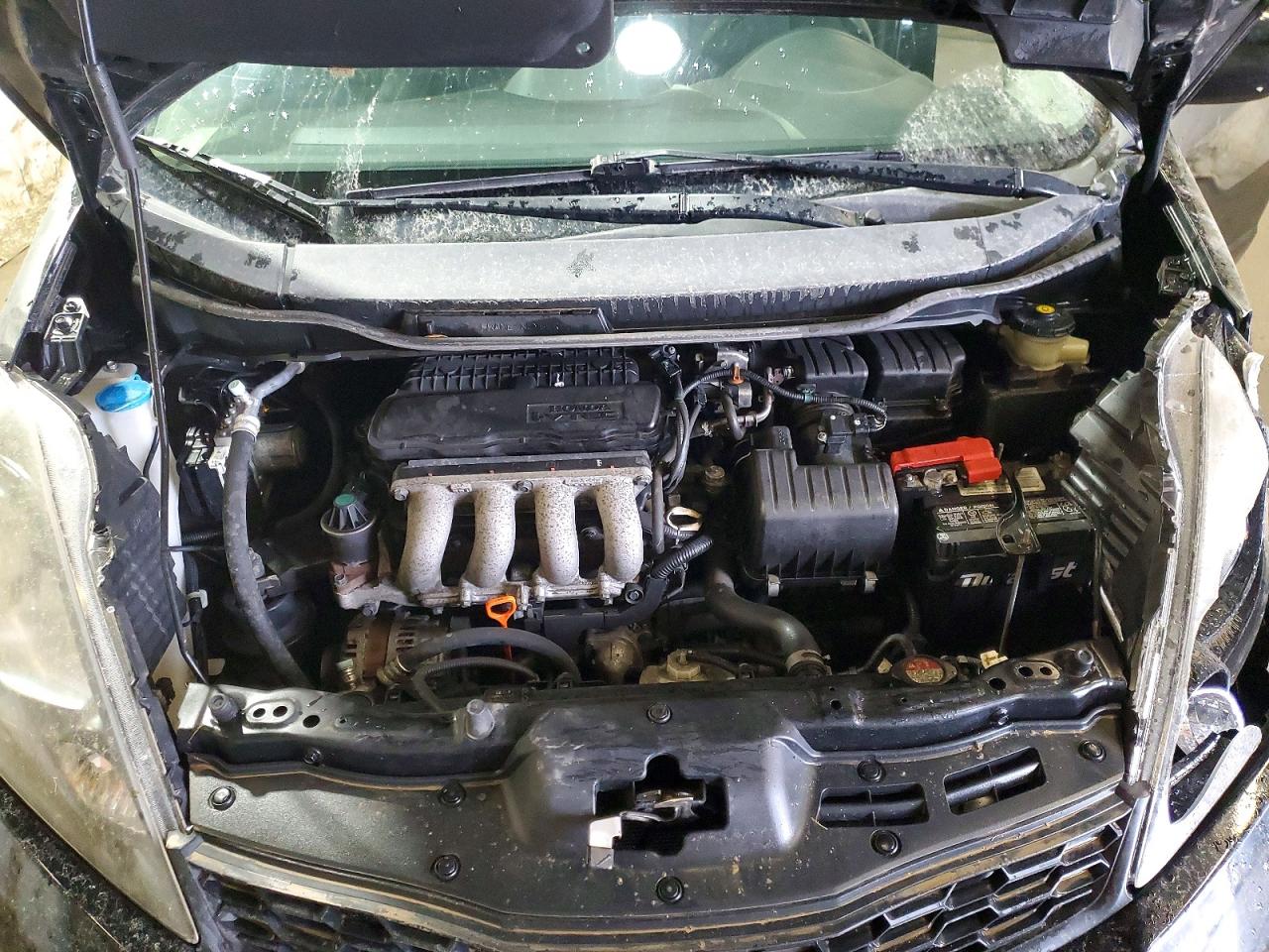 2013 HONDA FIT SPORT photo 21