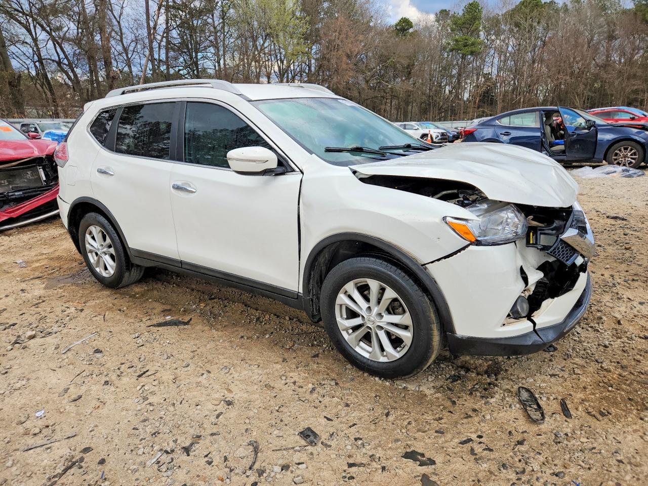 2014 NISSAN ROGUE SV photo 4