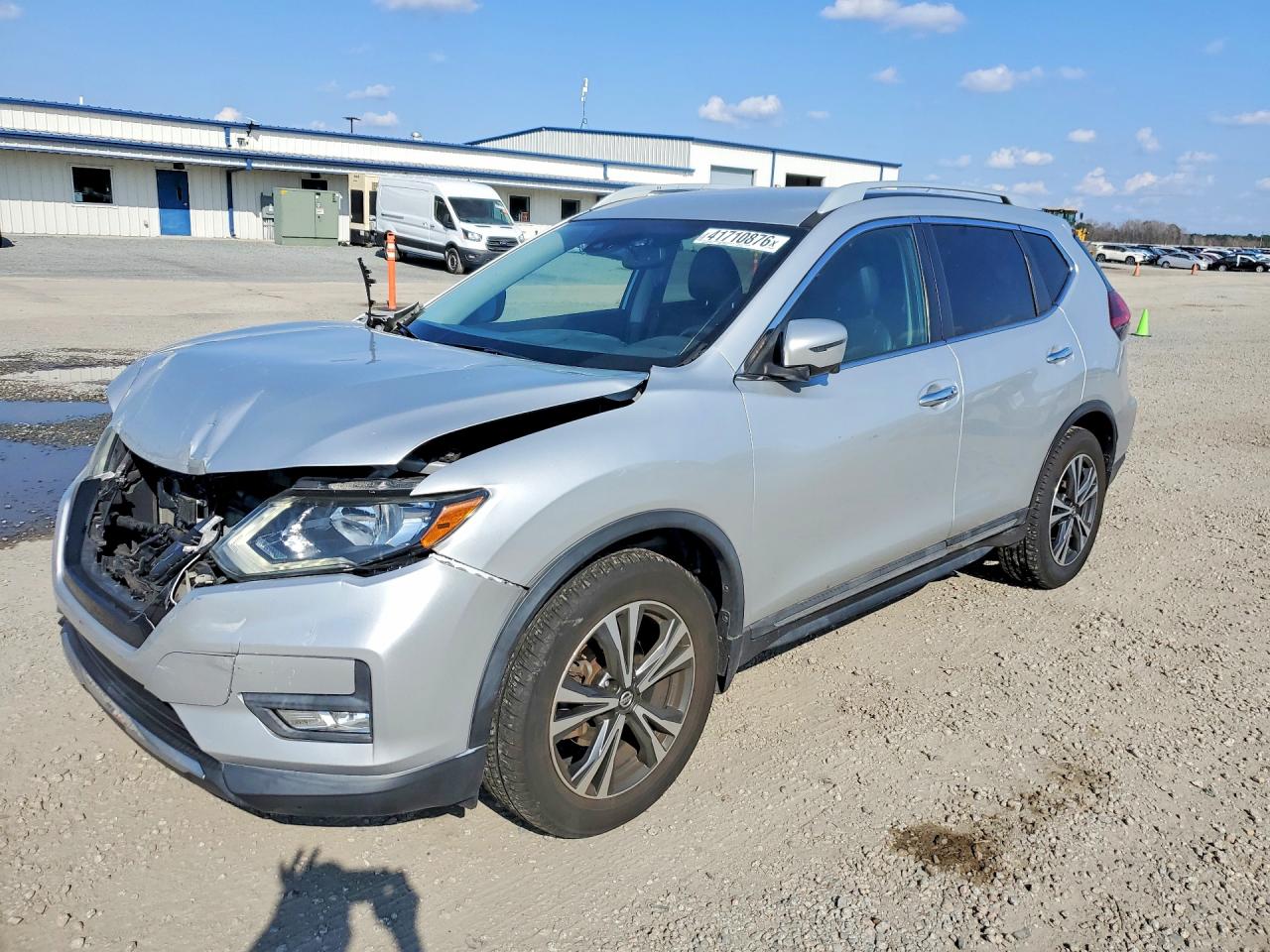 2018 NISSAN ROGUE