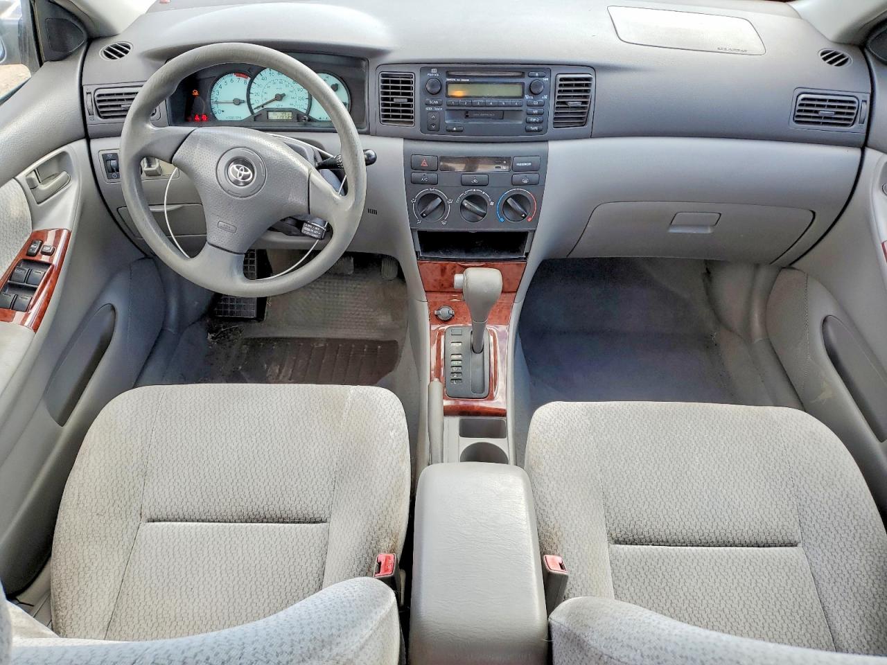 2003 TOYOTA COROLLA LE photo 8