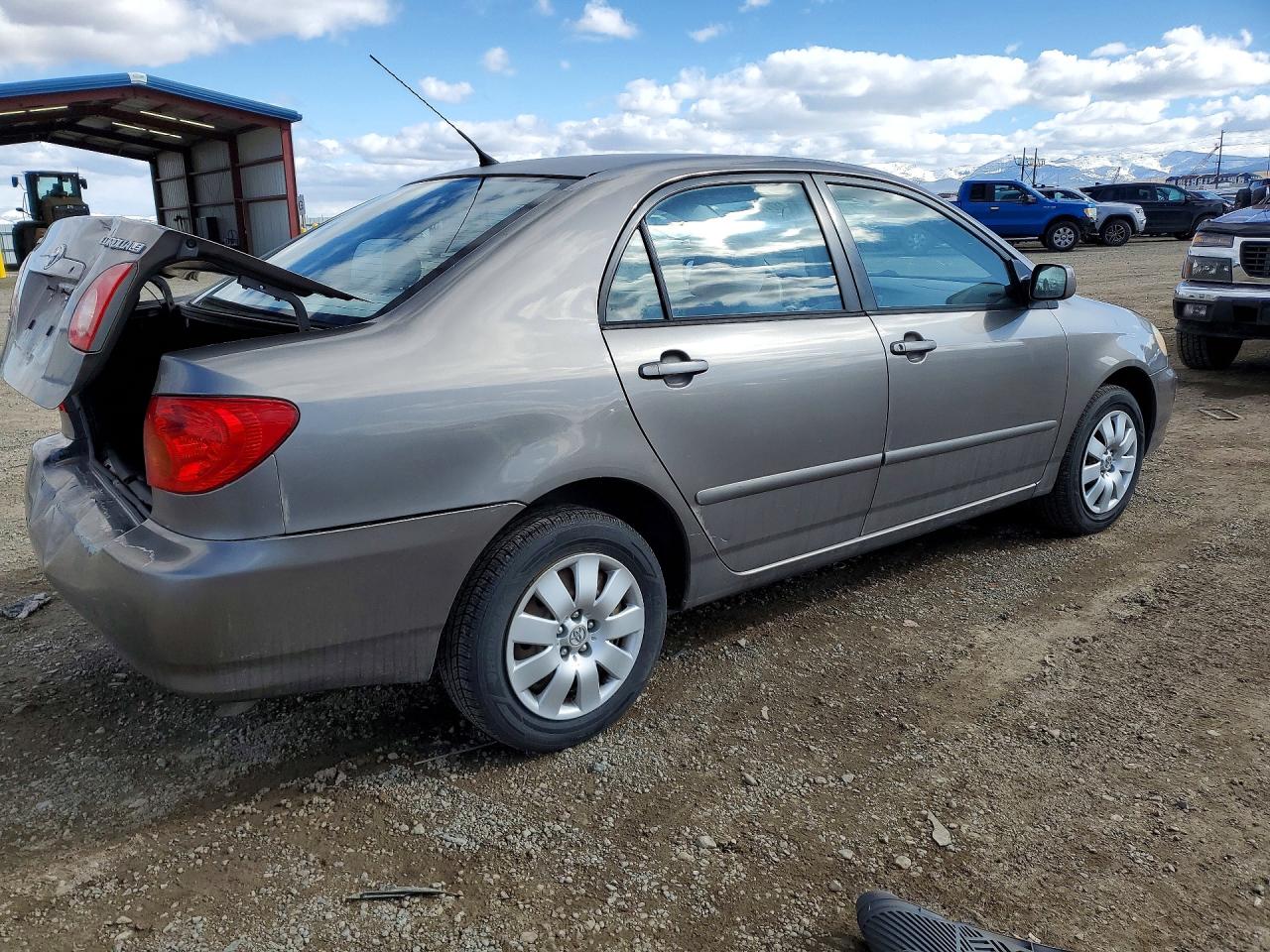 2003 TOYOTA COROLLA LE photo 3