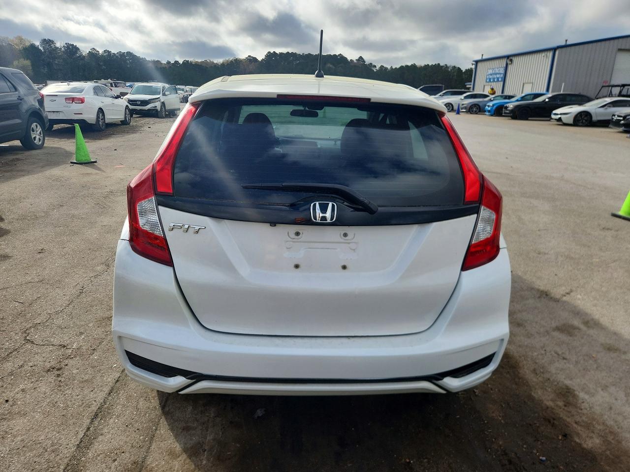 2019 HONDA FIT LX photo 16