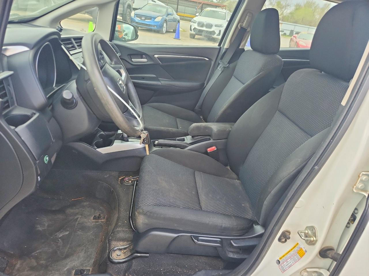 2019 HONDA FIT LX photo 19