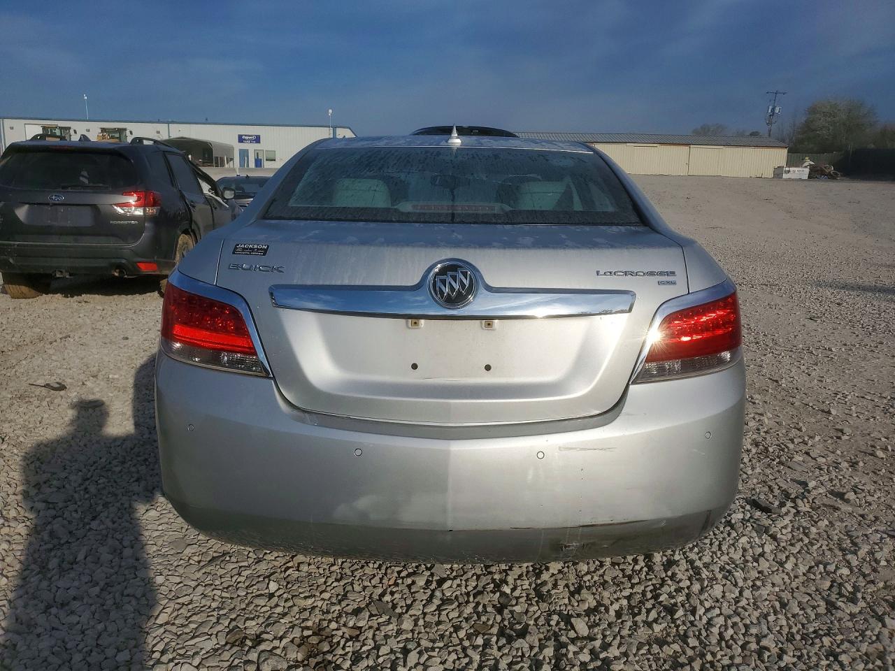 2010 BUICK LACROSSE CXL photo 16