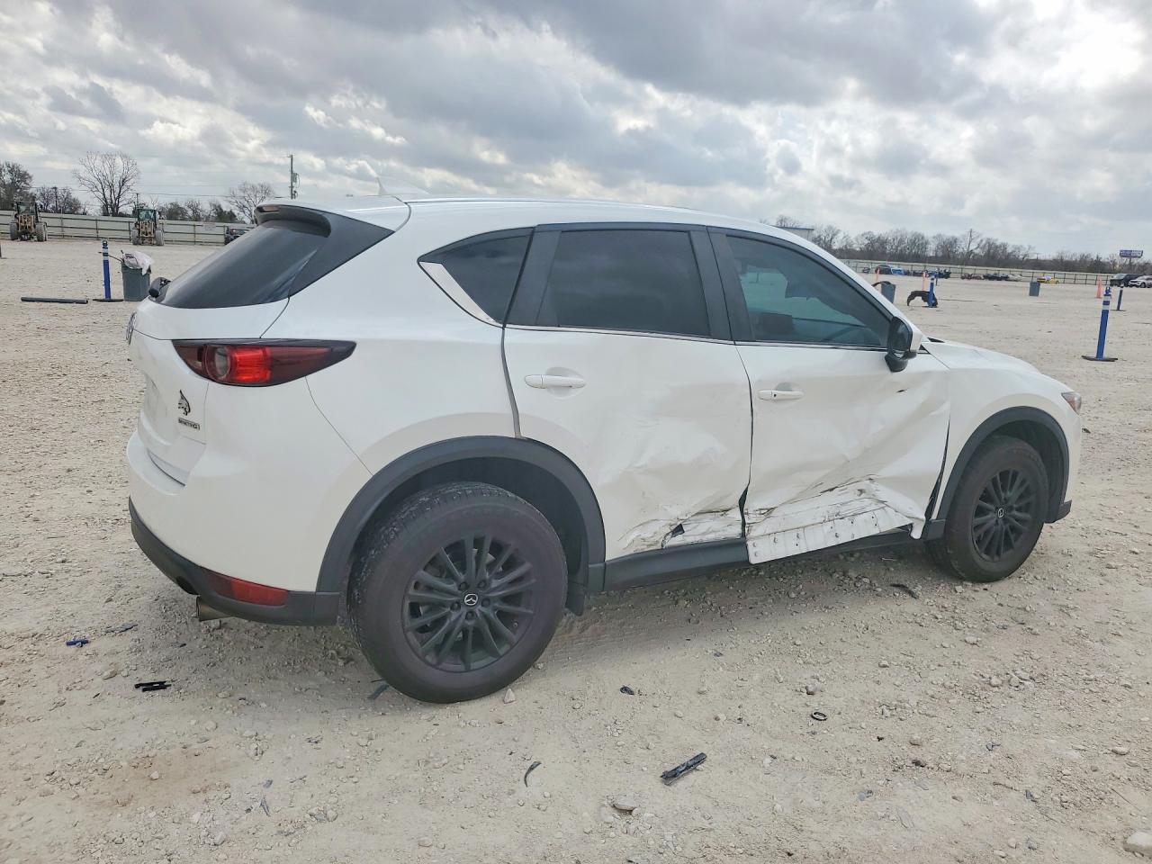 2020 MAZDA CX-5 TOURING photo 5