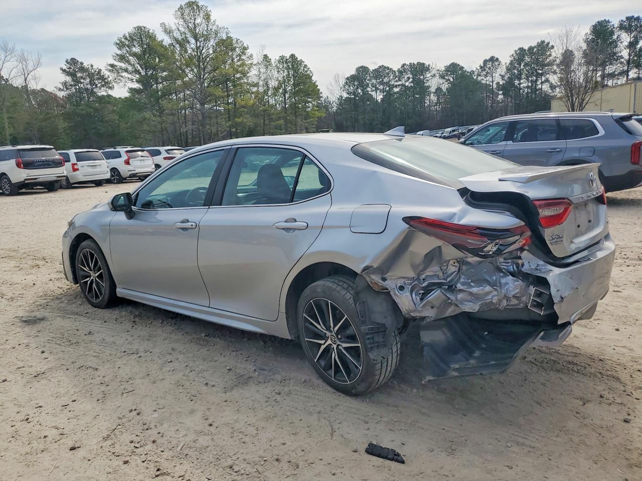 2023 TOYOTA CAMRY SE photo 4
